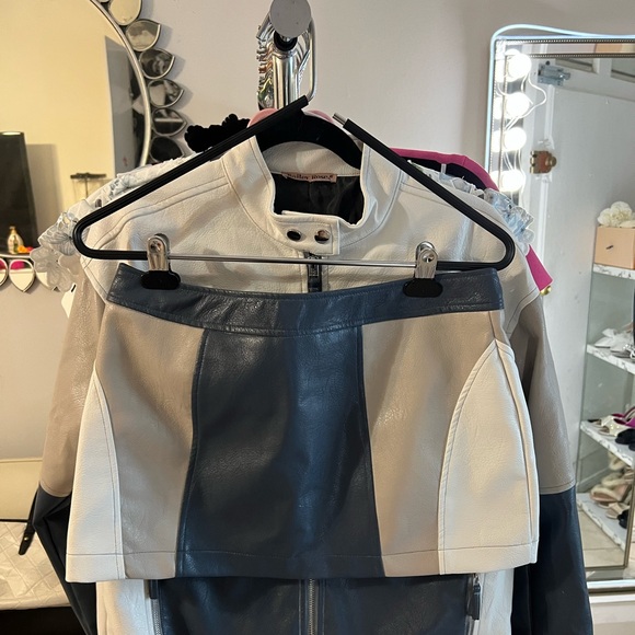 Leather skirt set - Picture 2 of 4